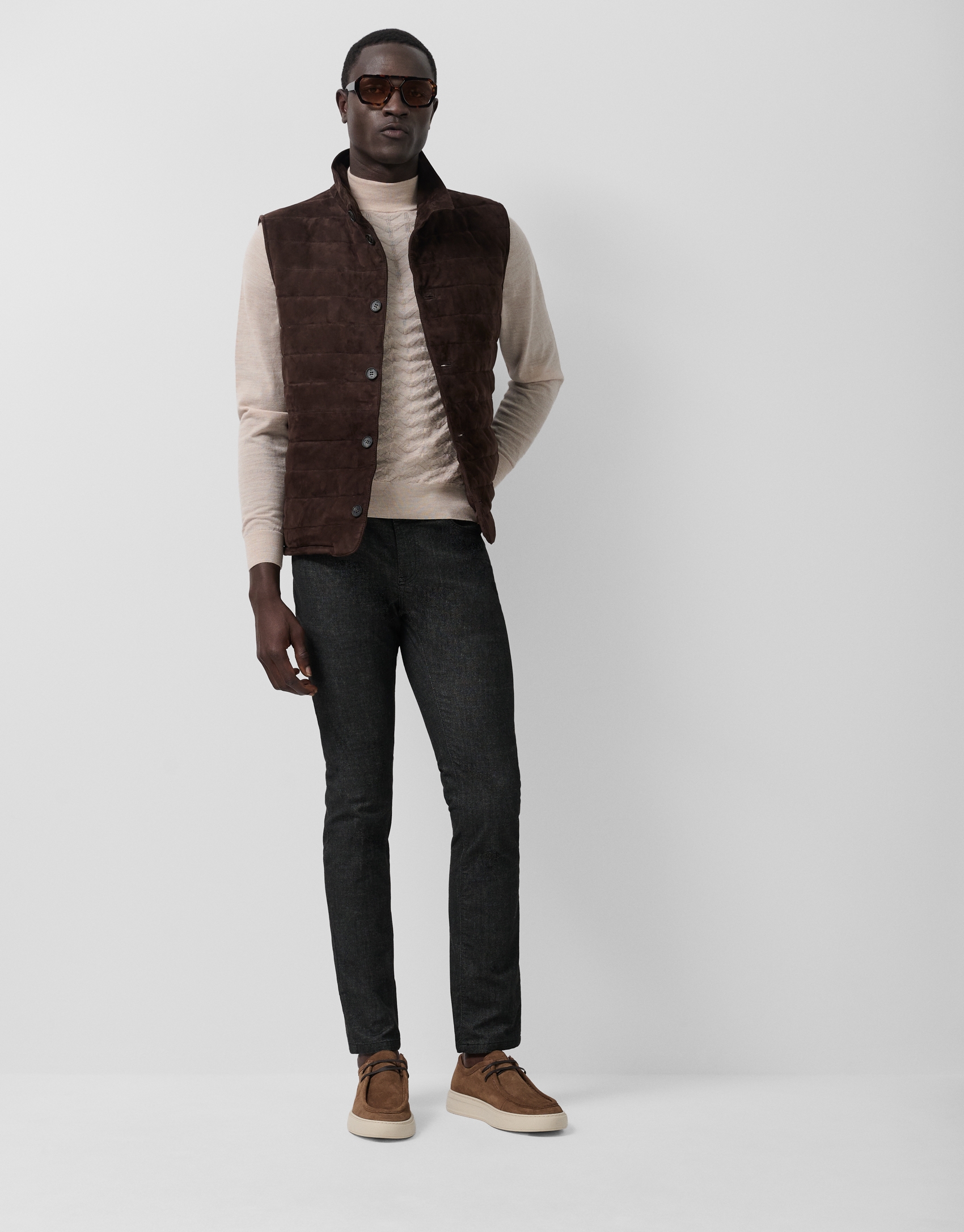 Men's slim-fit dark grey jeans