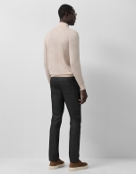 Pantalón vaquero hombre slim gris oscuro
