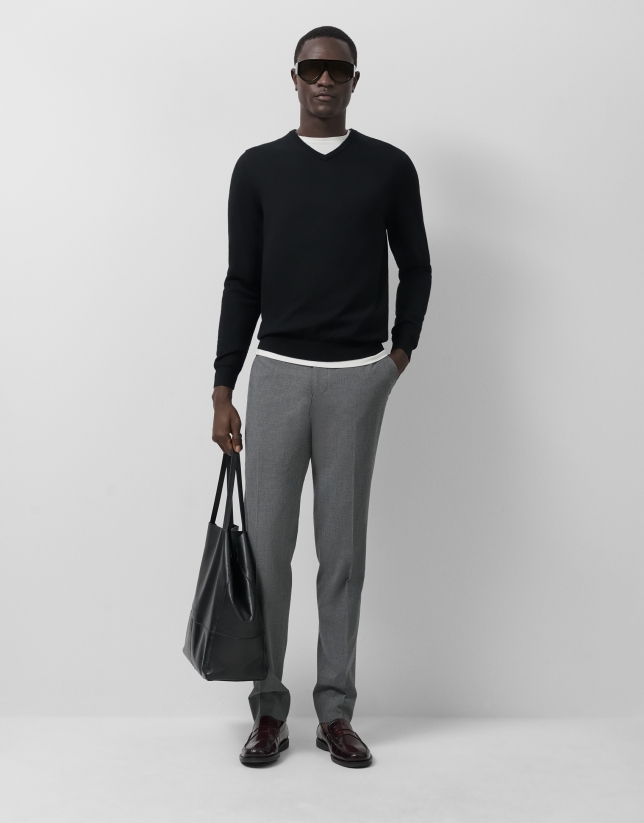 Pantalón pata de gallo gris