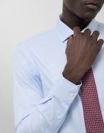 Camisa vestir slim fit microdibujo celeste