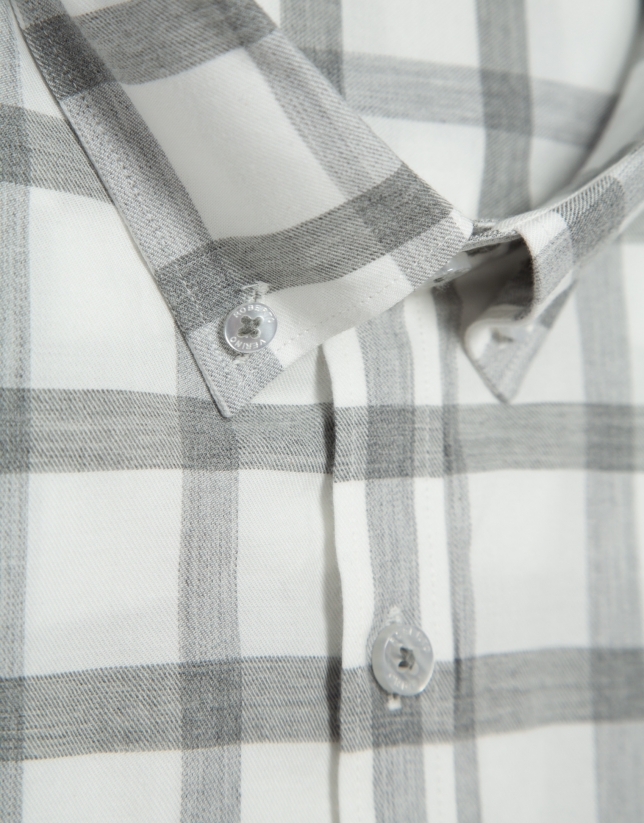 Regular fit grey/ecru checked sport shirt