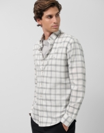 Regular fit grey/ecru checked sport shirt