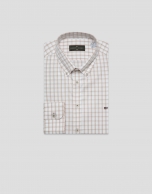Camisa sport regular cuadros tonos arena