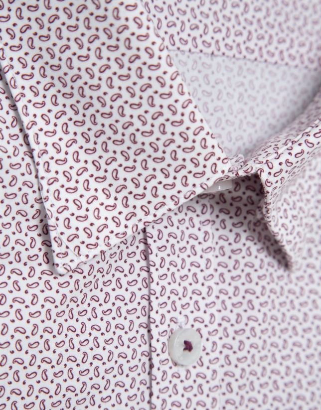 Camisa sport slim ciruela estampado cachemires ciruela