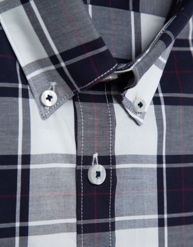 Slim fit white checked sport shirt with navy/plum profiles