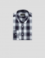 Slim fit white checked sport shirt with navy/plum profiles