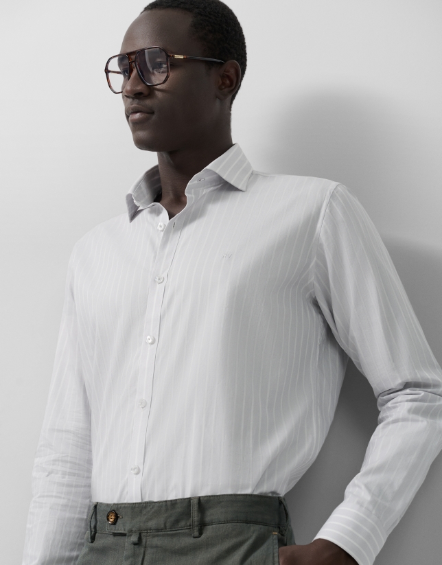 Regular fit grey/white striped sport shirt