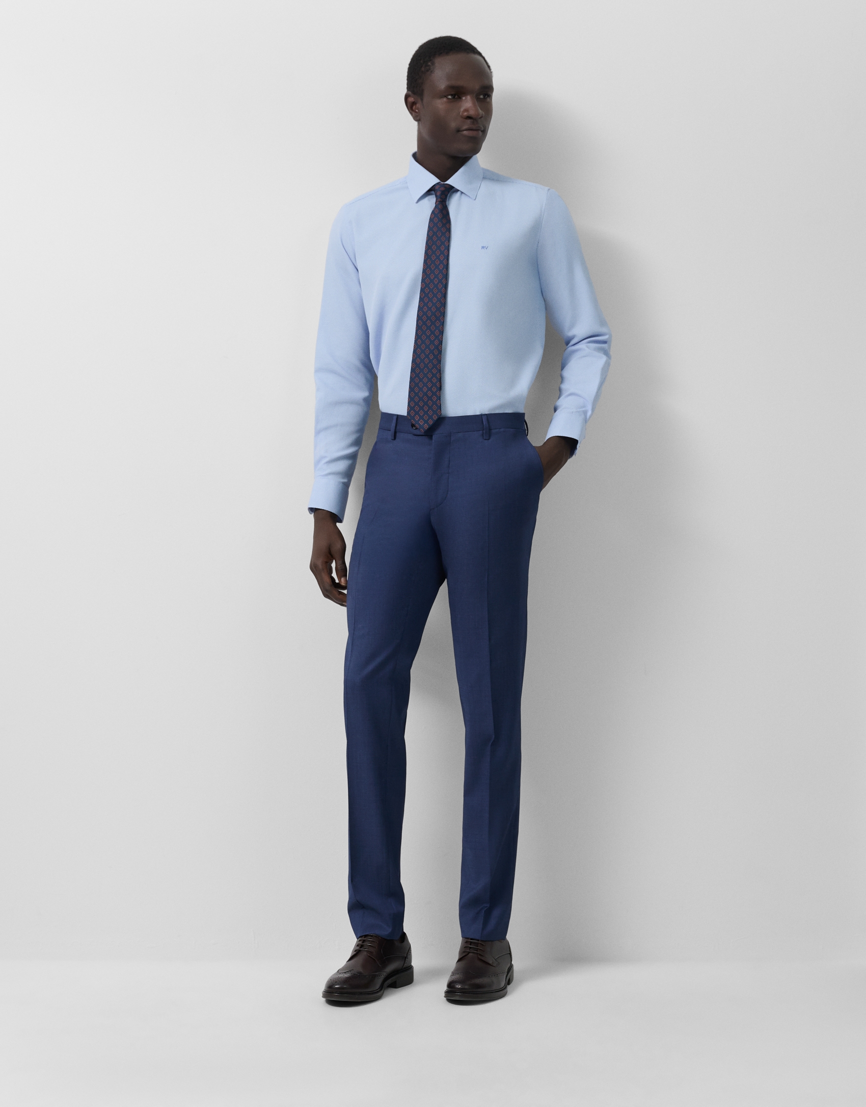 Camisa sport slim fit estructura celeste/blanco