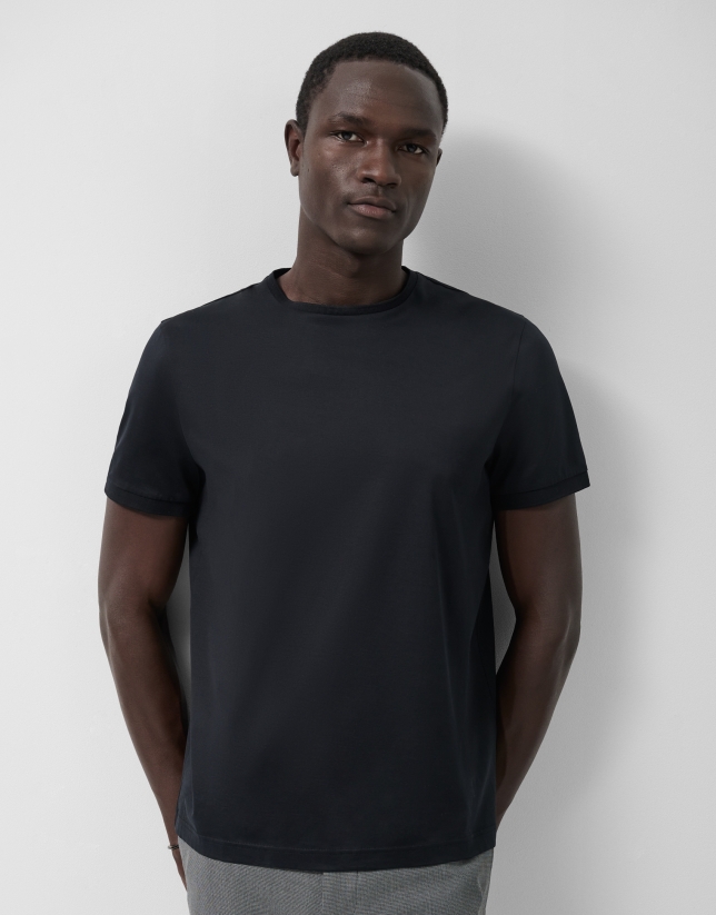 Black mercerised T-shirt