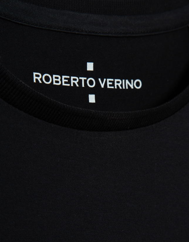 Black mercerized t-shirt