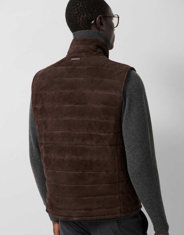 Chaleco acolchado ante marr&oacute;n