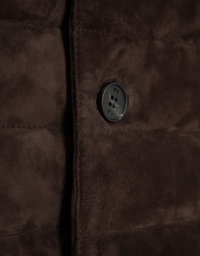 Chaleco acolchado ante marr&oacute;n