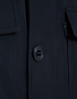 Parka t&eacute;cnica azul marino cuatro bolsillos
