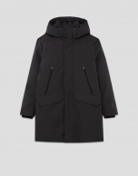 Trench largo técnico acolchado color gris oscuro