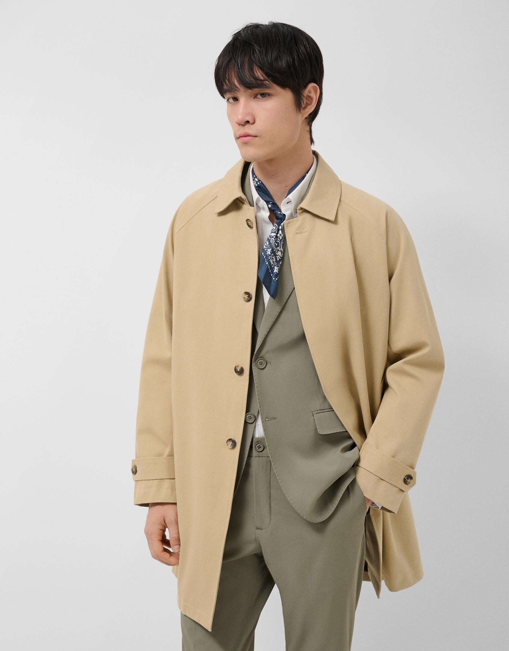 Gabardina manga ranglan beige