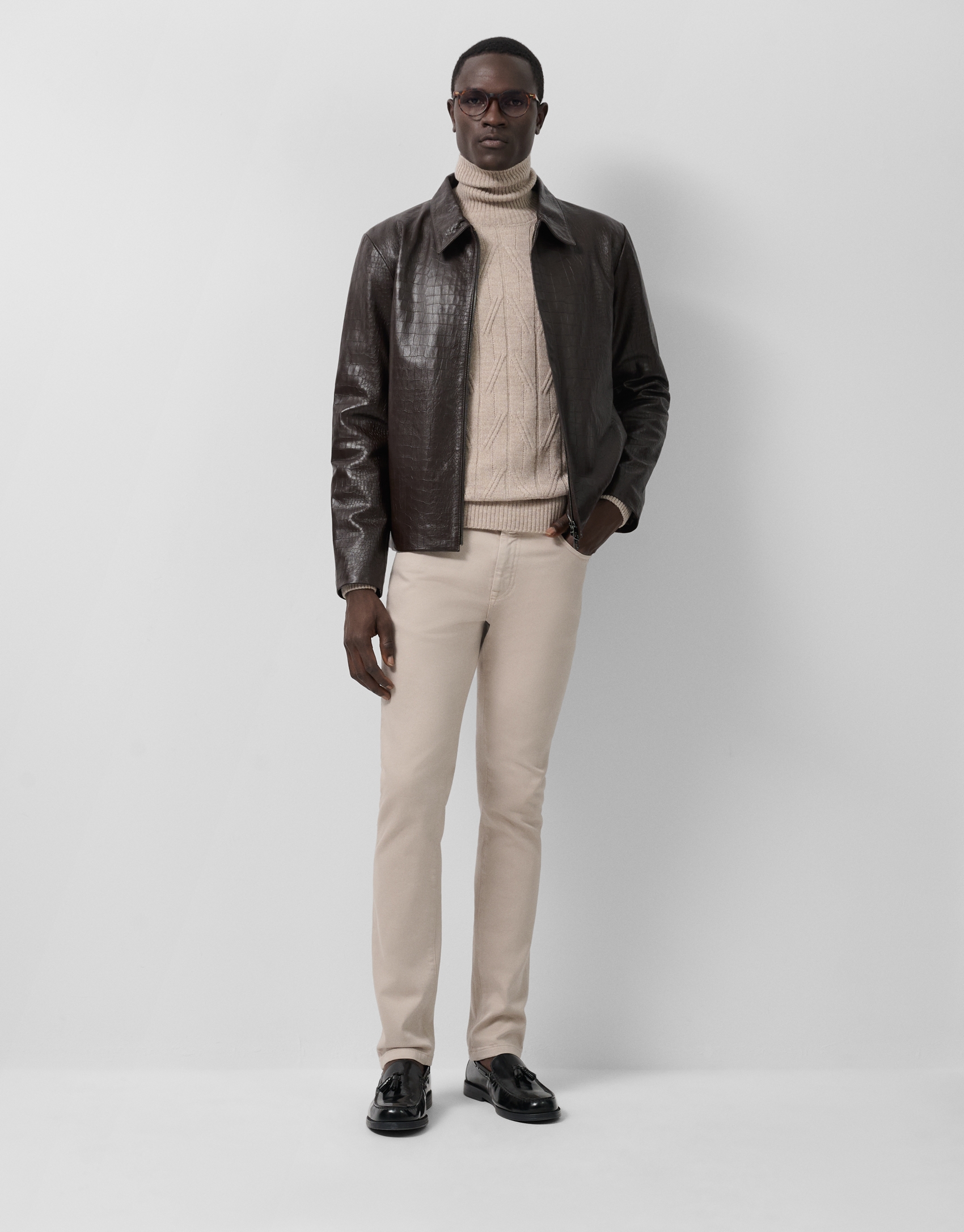 Cazadora grabado cocodrilo marr&oacute;n