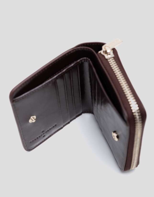 Margot zip wallet in burgundy crackled leather