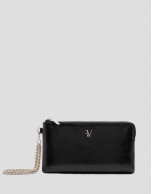 Margot chain wallet in black crackled leather