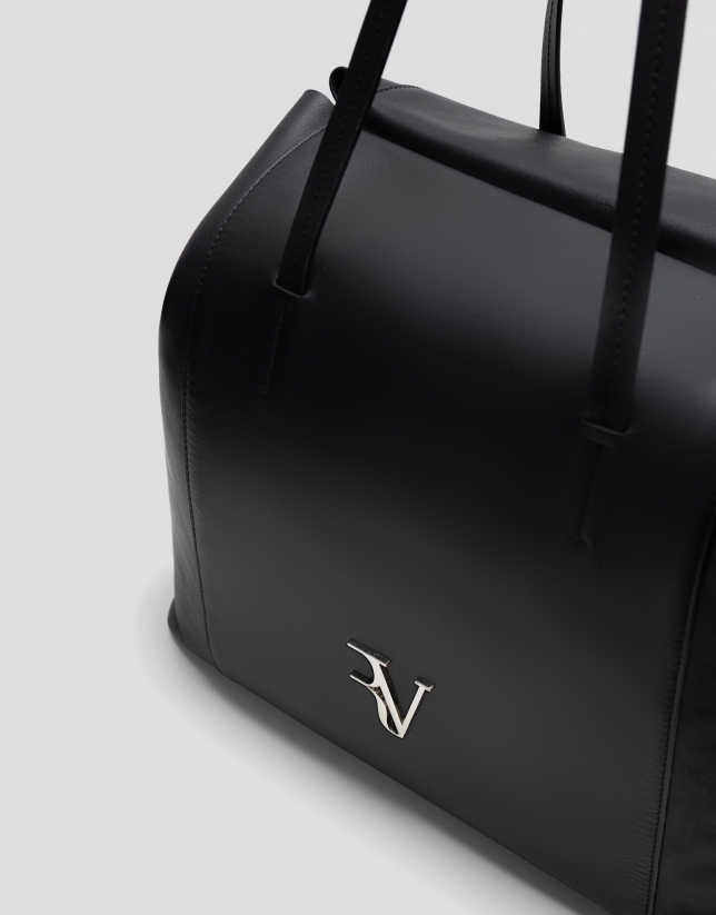 Megan Zipper black leather shopper bag