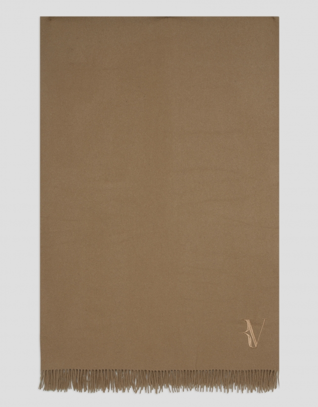 Maxi wrap-around scarf in camel melange wool