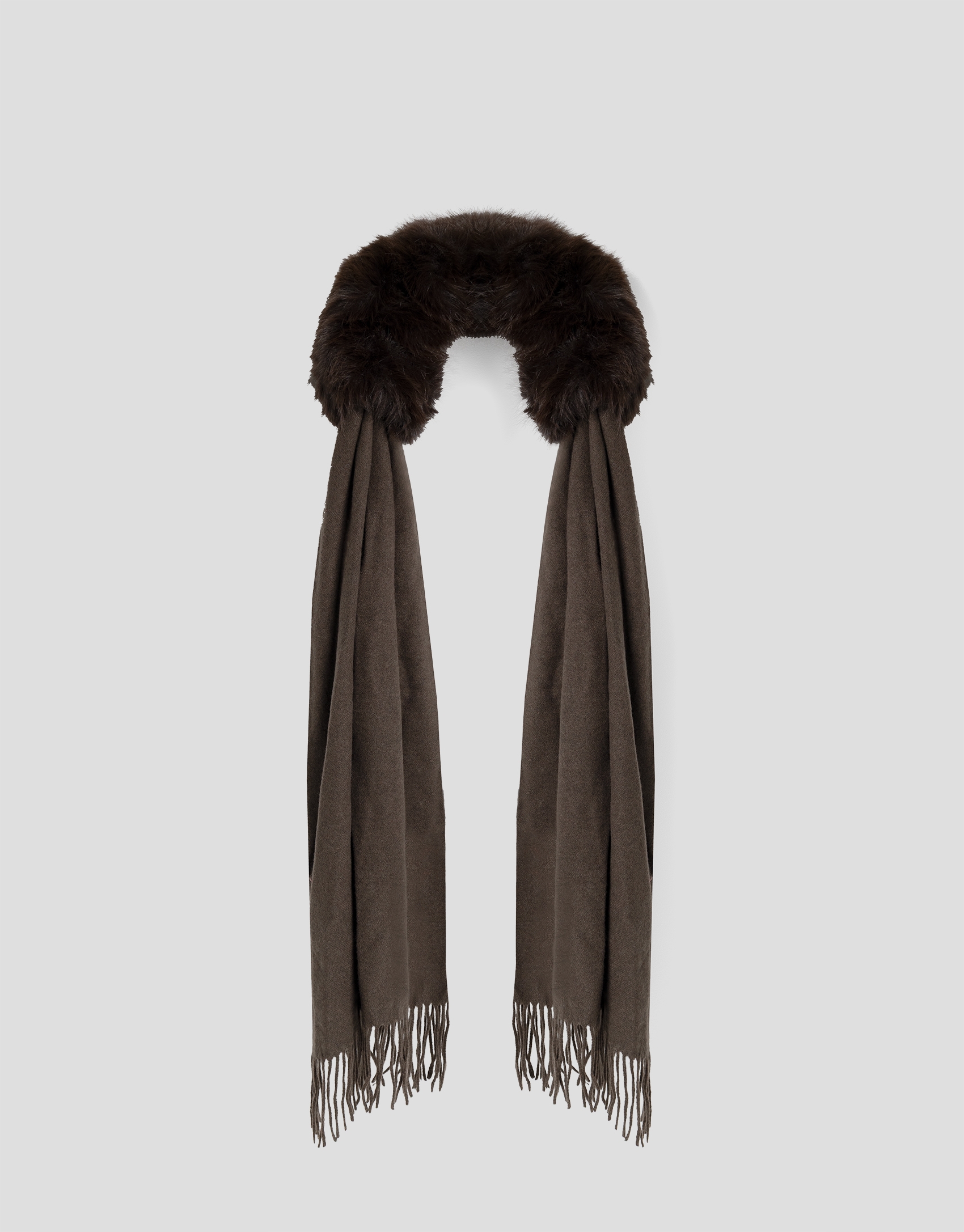 Brown scarf combined with a soft matching collar
