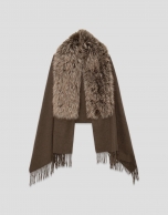 Dark brown maxi scarf combined with a soft collar
