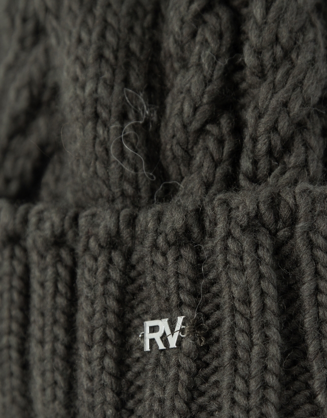 Green wool and alpaca hat