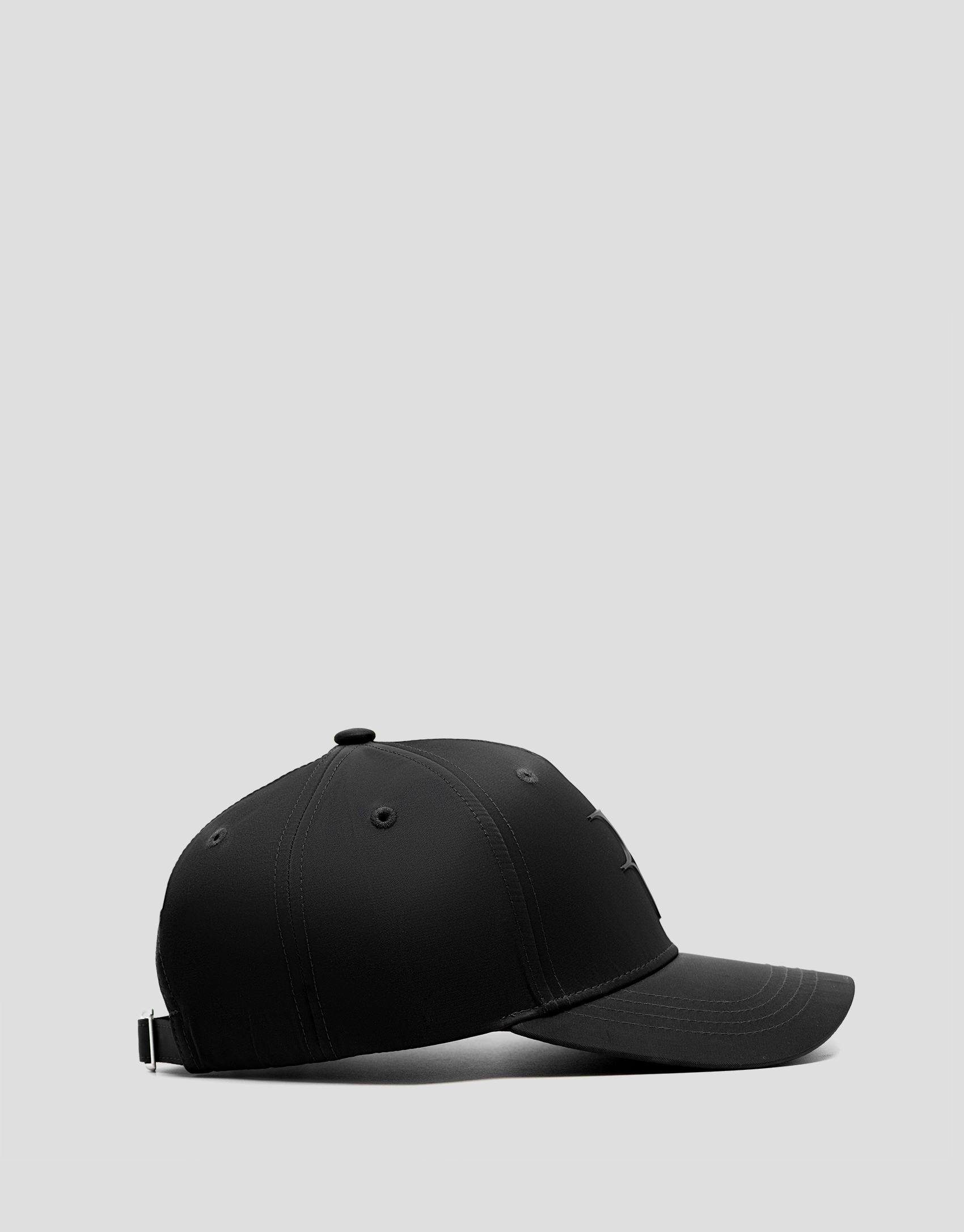 Black nylon visor with embossed logo