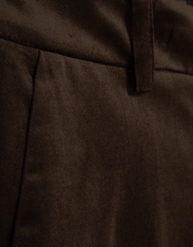 Brown velvety cotton straight trousers