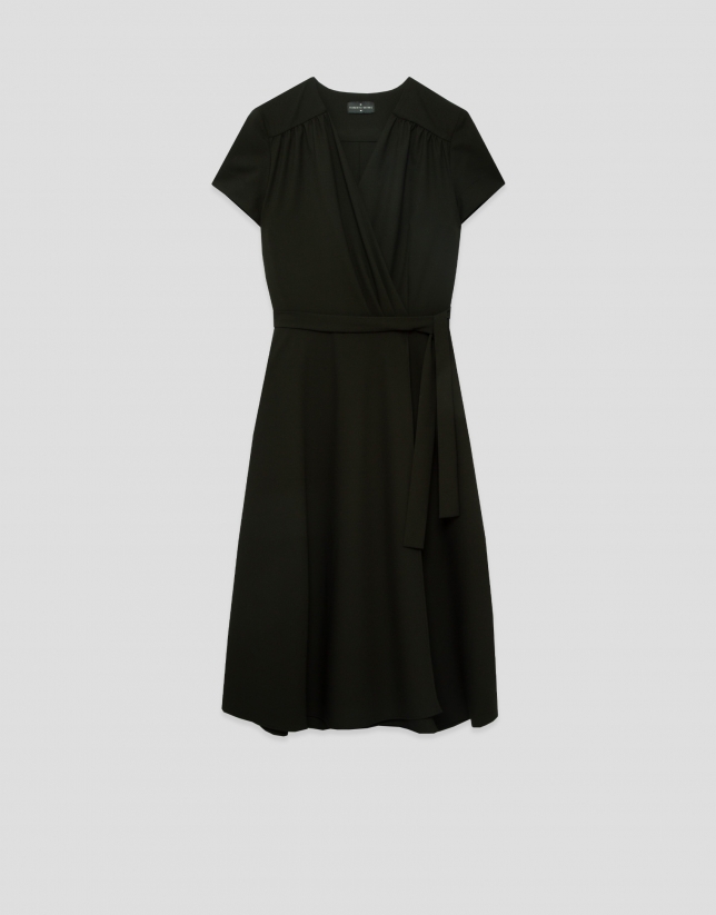 Green short-sleeved wrap midi dress