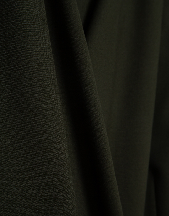 Green short-sleeved wrap midi dress