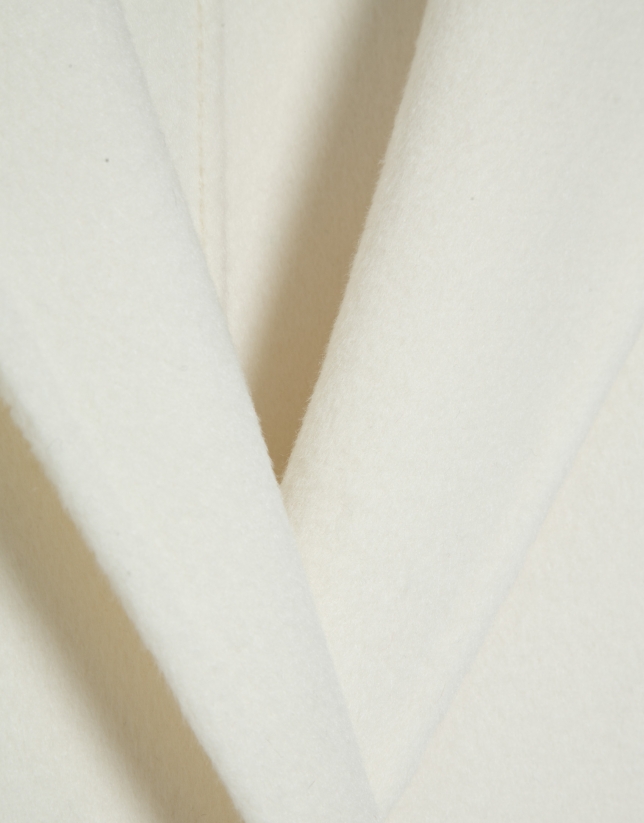 Ecru double-faced three-quarter length short coat