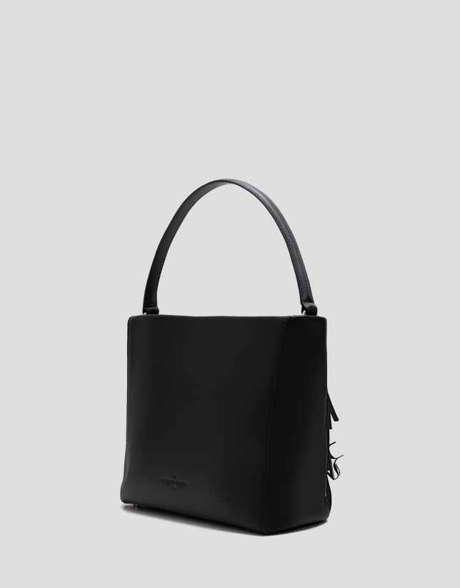 Bolso Bucket Chloe piel negro con flecos