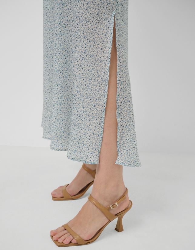 Midi skirt with slits in printed crepe in shades of blue