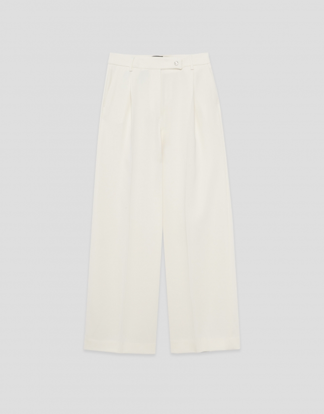 Straight trousers with crepe pleats in ecru