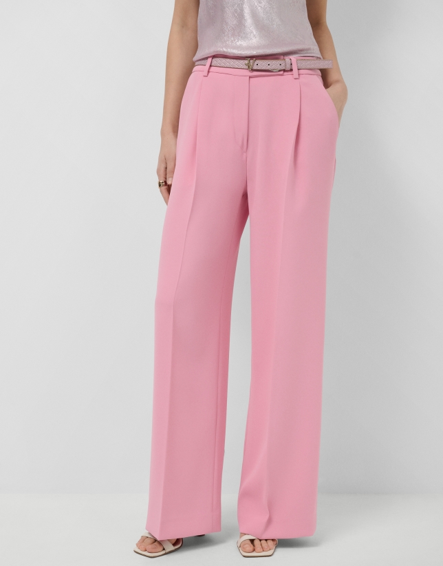 Straight-leg trousers with pleats in pink crepe