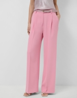 Straight-leg trousers with pleats in pink crepe