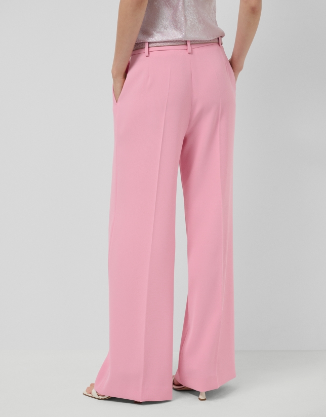 Straight-leg trousers with pleats in pink crepe