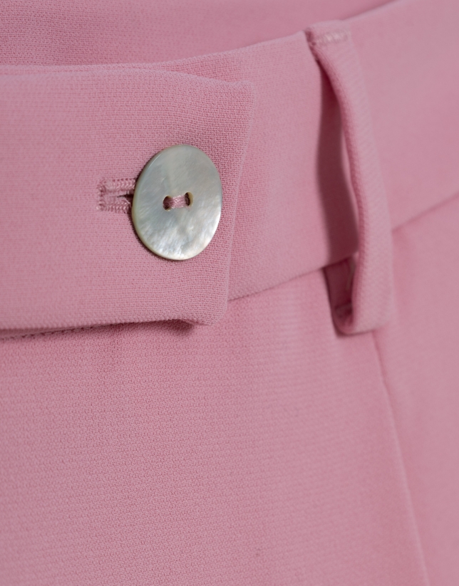 Straight-leg trousers with pleats in pink crepe