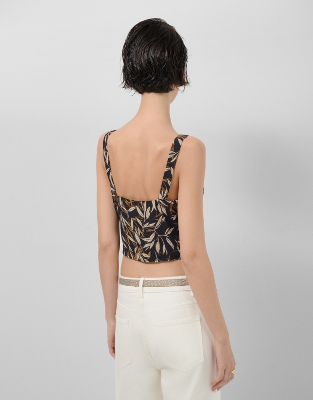 Crop top crep&eacute; estampado hojas tonos marrones