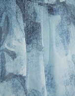 Top fruncido tejido ligero tonos azules