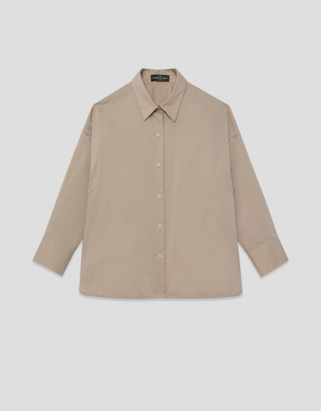 Oversized camel shirt with lace trim