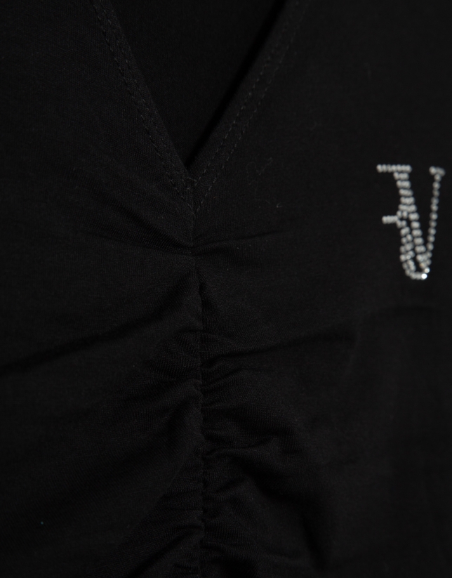 Black short-sleeved T-shirt with draping