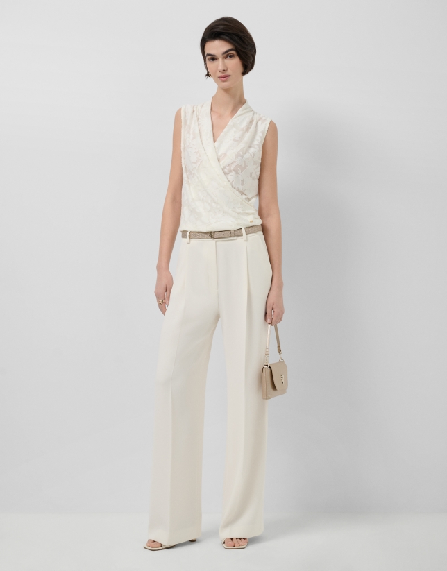 Camiseta cruzada sin mangas en punto devor&eacute; blanco