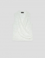 Camiseta cruzada sin mangas en punto devor&eacute; blanco