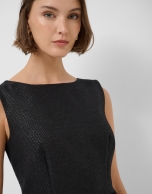 Vestido sin mangas recto tejido trama negra