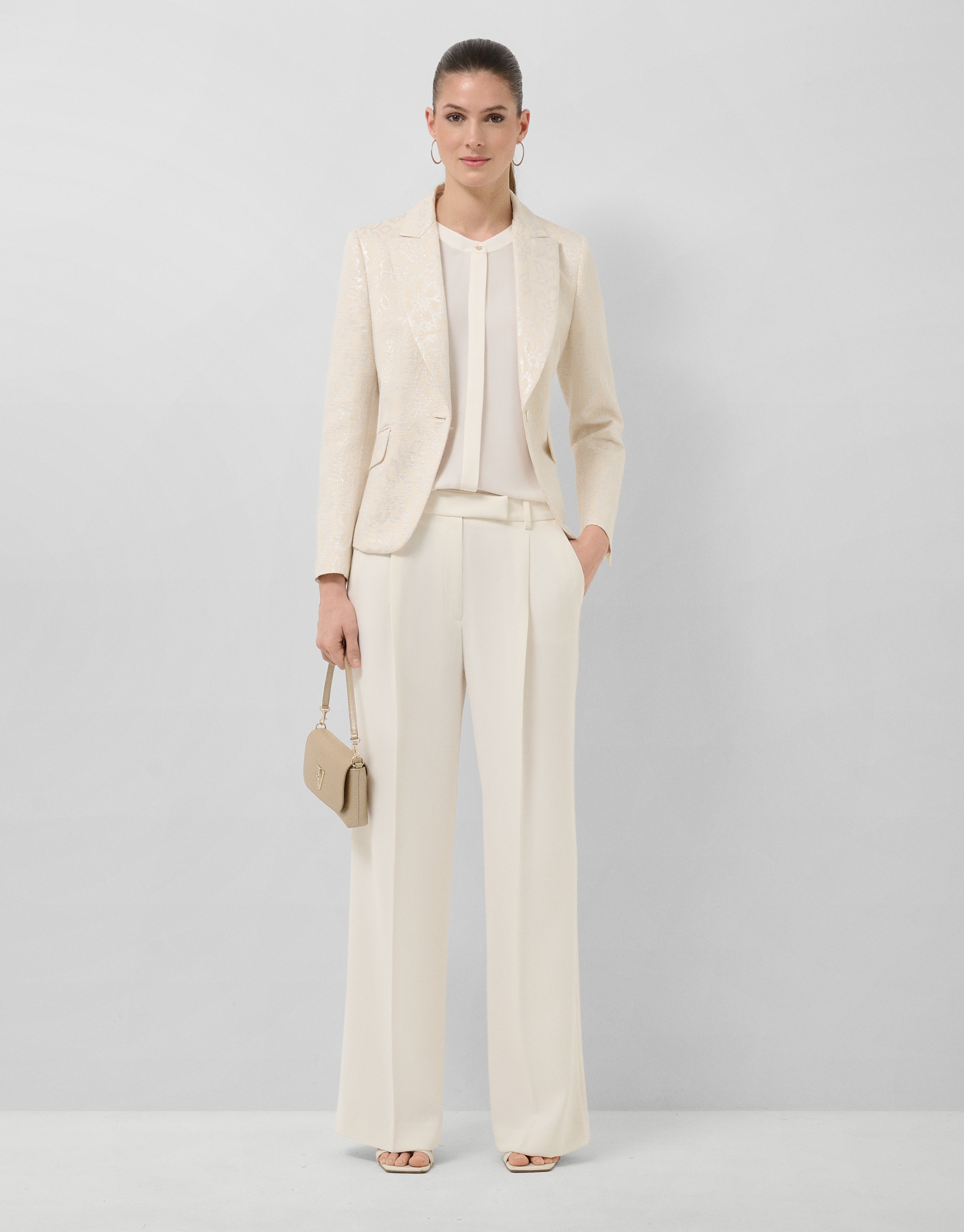 Short beige jacket with silver floral jacquard and metallic thread