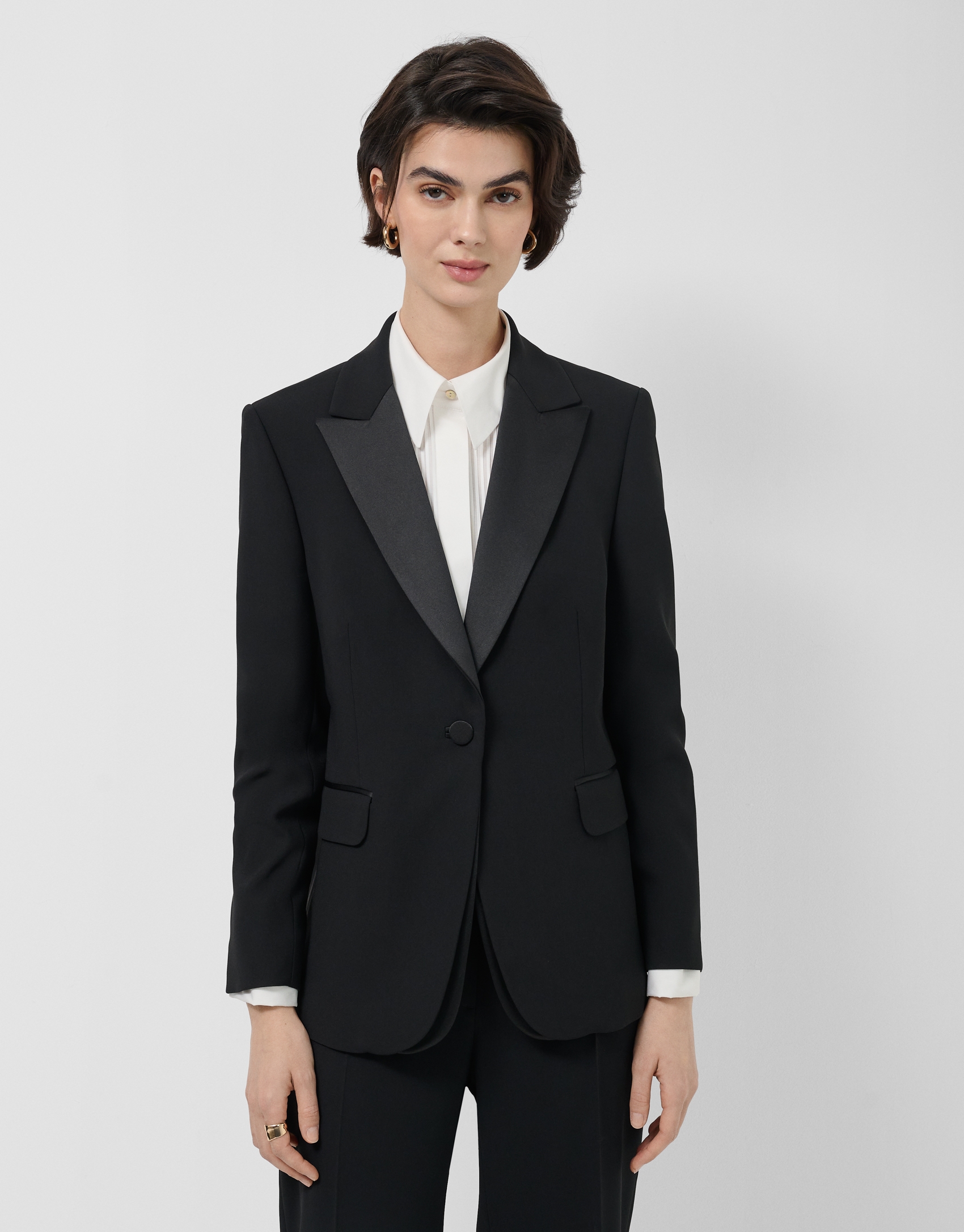 Black crepe tuxedo blazer