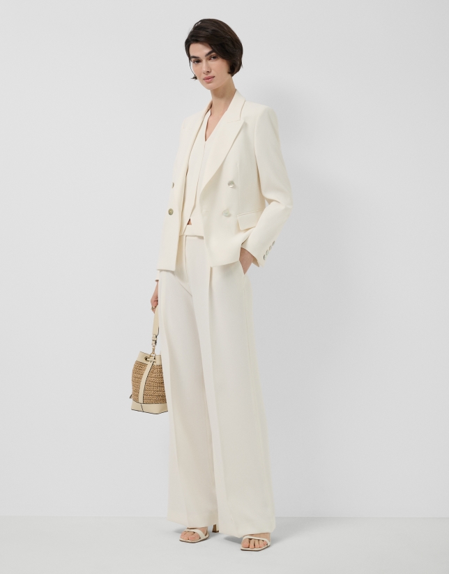 Blazer cruzada crep&eacute; crudo