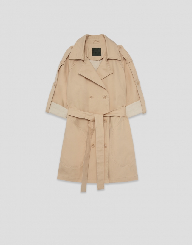 Gabardina cruzada algod&oacute;n doble faz c&aacute;mel